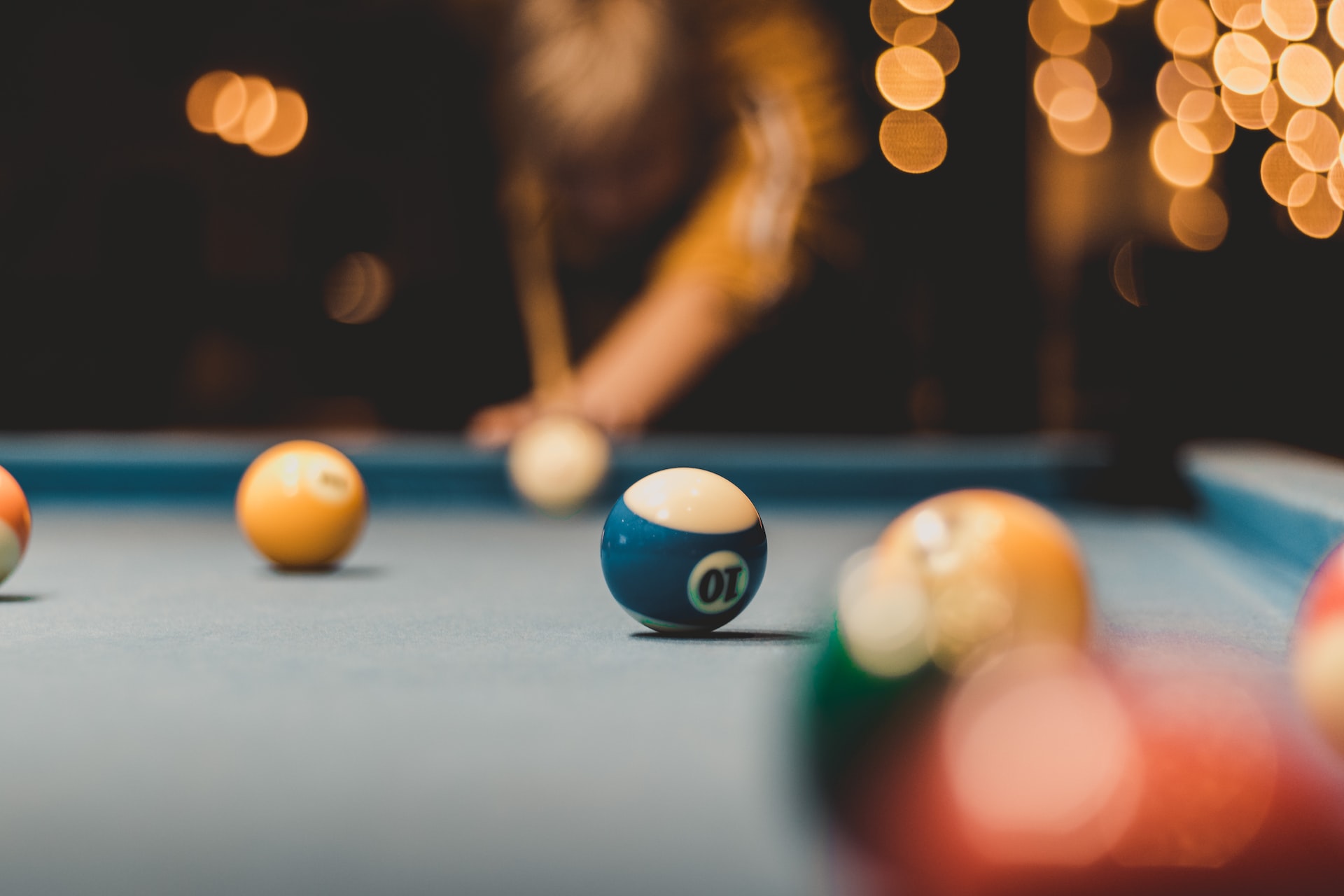 Basic Tips in Playing Billiards